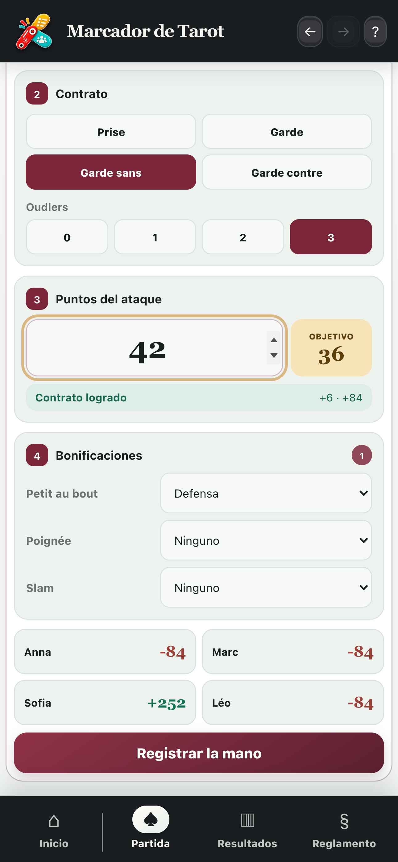 Parte inferior de la entrada con primas y el botón para guardar la mano